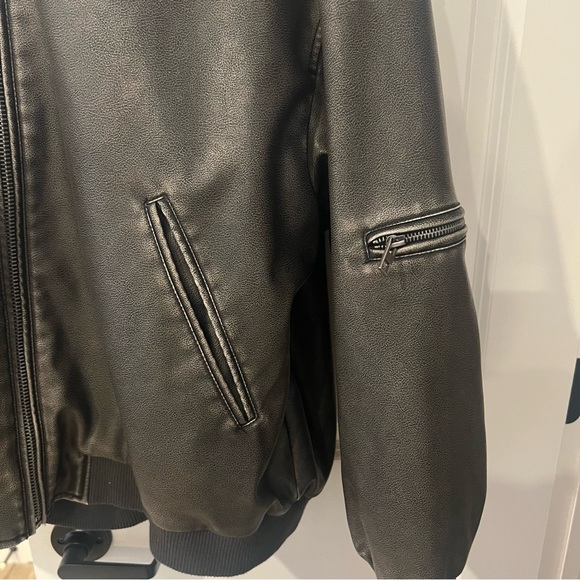 Zara Oversized Faux Leather Bomber Jacket - Picture 7 of 10
